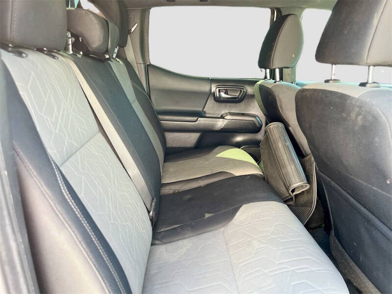 2022 Toyota Tacoma TRD Off-Road