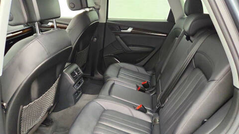 2020 Audi Q5 quattro Premium Plus 45 TFSI