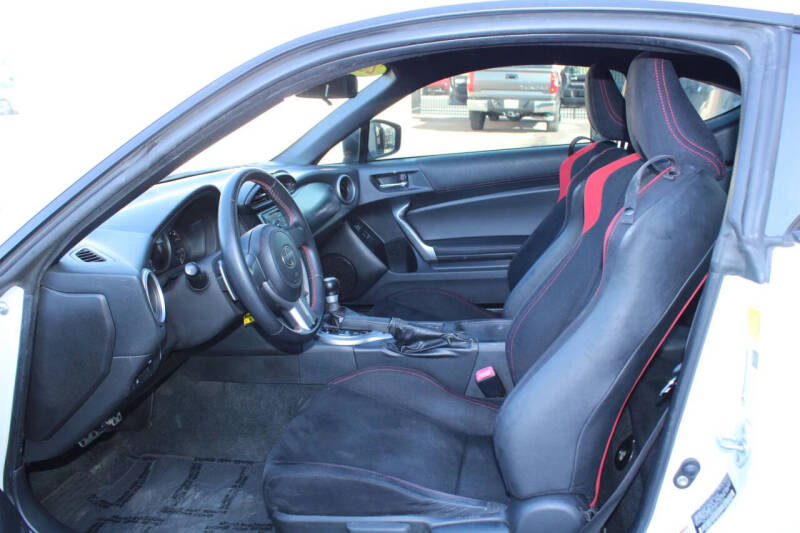 2013 Scion FR-S