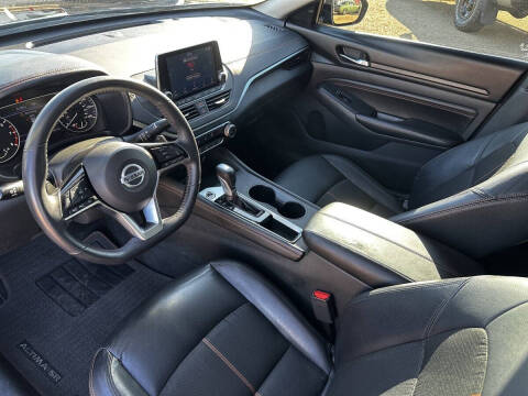 2021 Nissan Altima 2.5 SR
