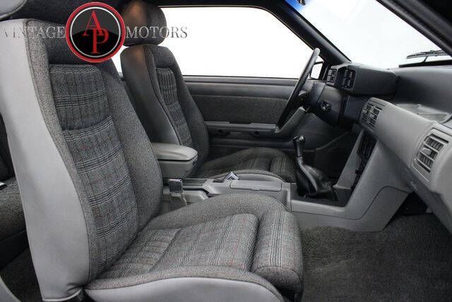 1987 Ford Mustang GT