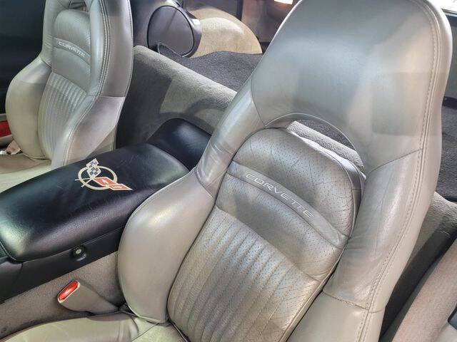 2001 Chevrolet Corvette