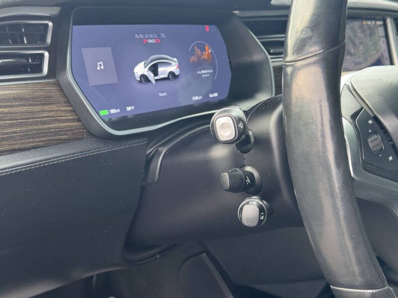 2016 Tesla Model X P90D