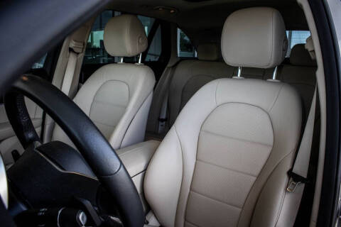 2022 Mercedes-Benz GLC GLC 300