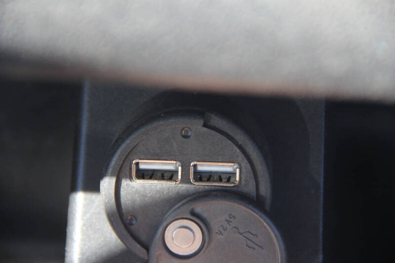 2020 E-Z-GO RXV ELiTE