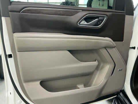 2022 Chevrolet Suburban LT