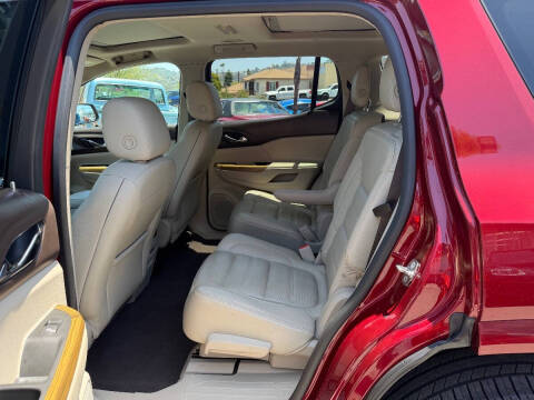 2017 GMC Acadia Denali