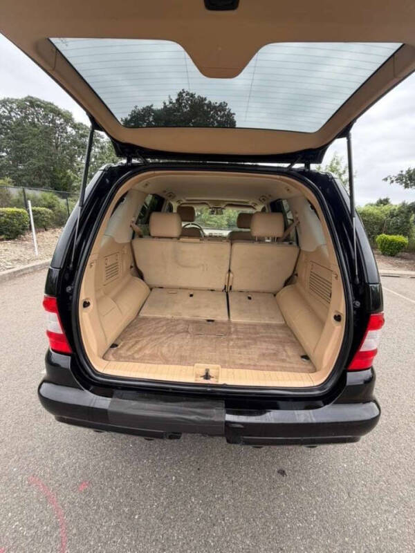 2003 Mercedes-Benz M-Class ML 350
