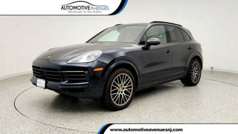 2023 Porsche Cayenne Platinum Edition