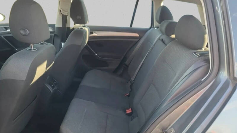 2017 Volkswagen Golf SportWagen TSI S 4Motion