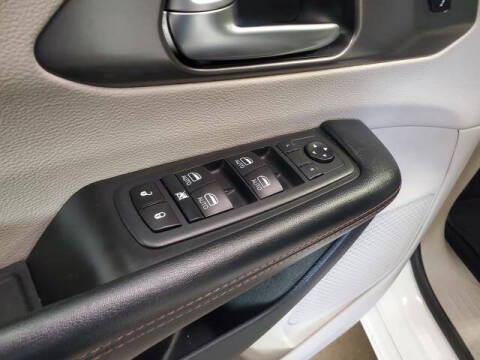 2020 Chrysler Pacifica Touring L Plus