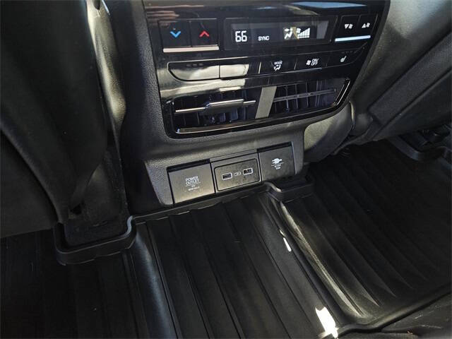 2023 Acura MDX SH-AWD w/Advance