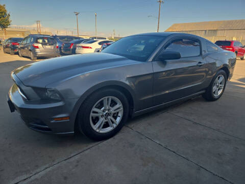 2014 Ford Mustang V6