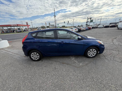 2016 Hyundai Accent SE