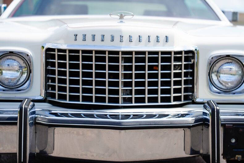 1976 Ford Thunderbird