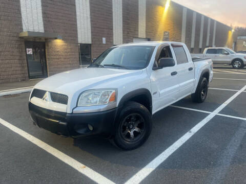 2006 Mitsubishi Raider