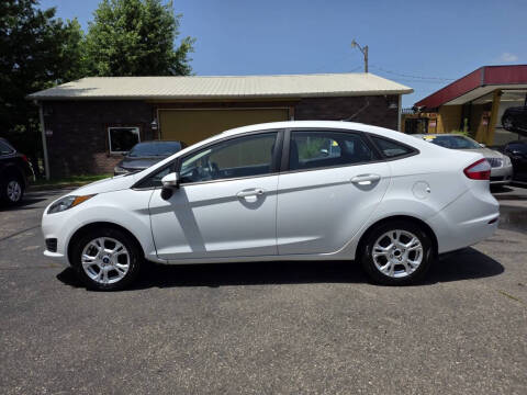 2014 Ford Fiesta SE