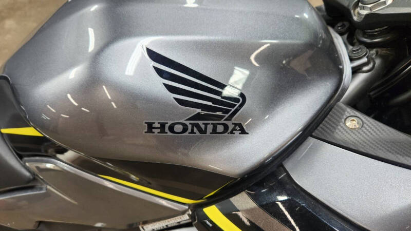 2022 Honda CBR
