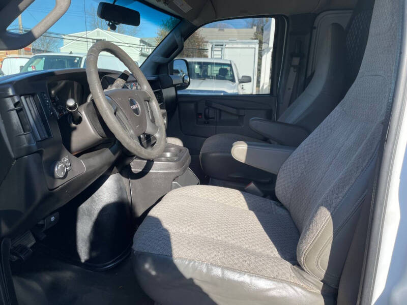 2017 GMC Savana 3500