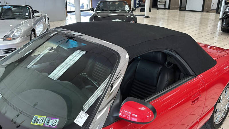 2002 Ford Thunderbird Deluxe