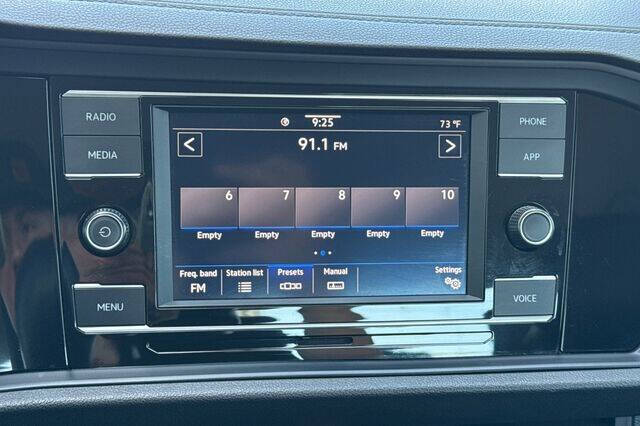 2024 Volkswagen Jetta SE
