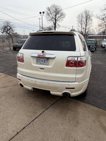 2011 GMC Acadia Denali