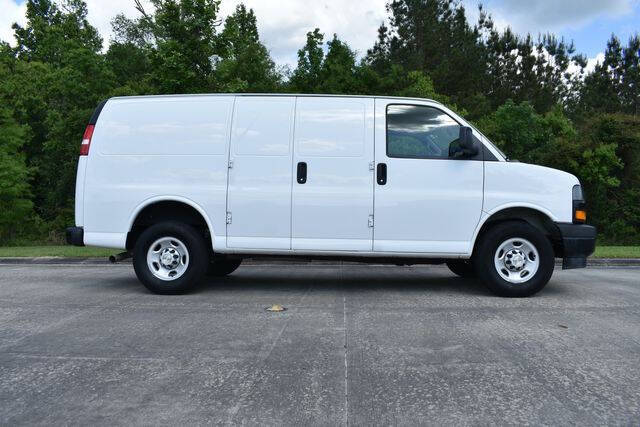 2024 Chevrolet Express 2500
