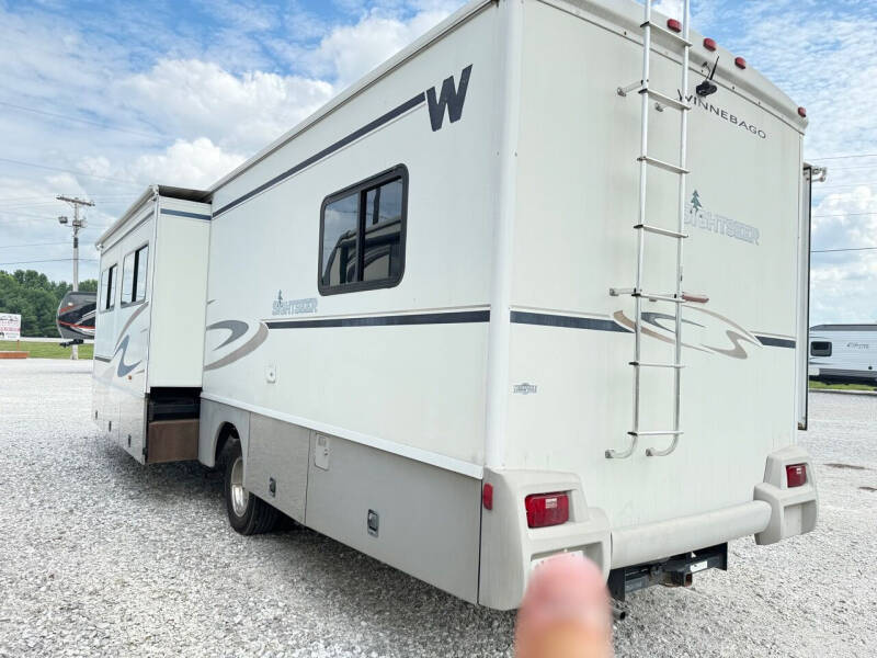 2004 Winnebago Sightseer 35N