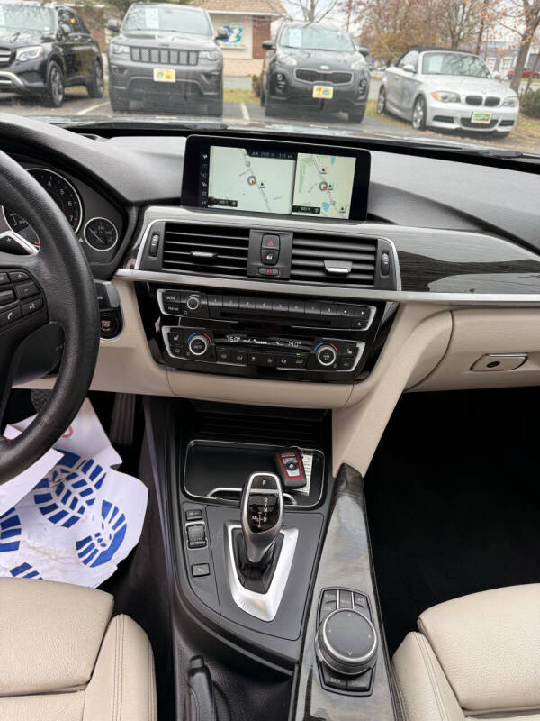 2017 BMW 3 Series 330i xDrive