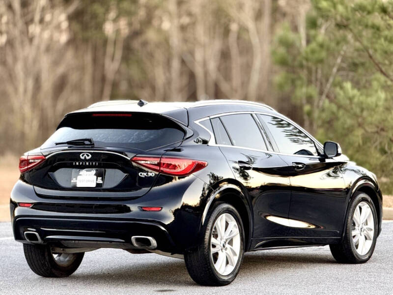 2018 Infiniti QX30 Premium