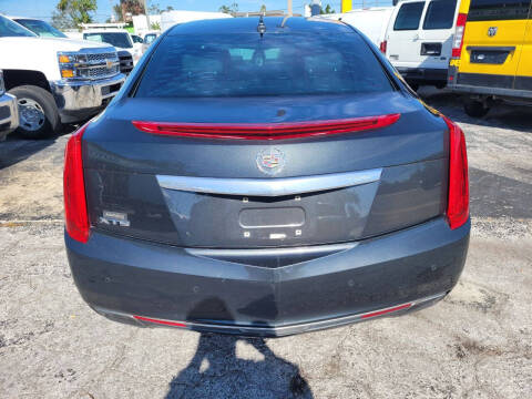 2013 Cadillac XTS Luxury Collection