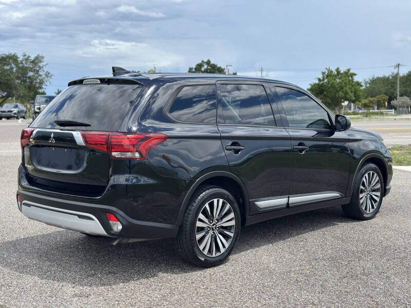 2020 Mitsubishi Outlander ES