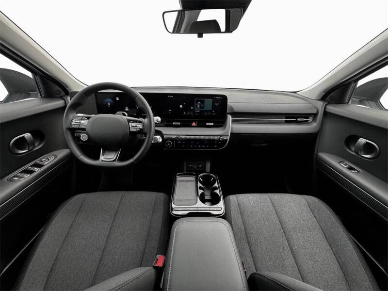 2025 Hyundai Ioniq 5 SE