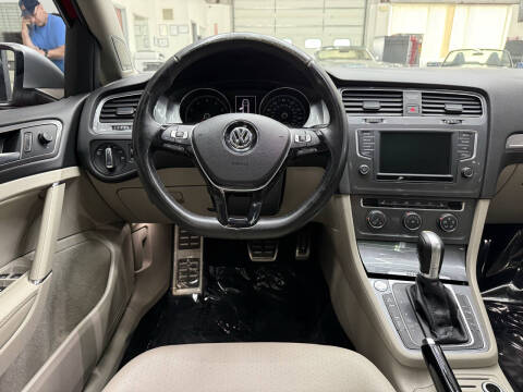 2017 Volkswagen Golf Alltrack