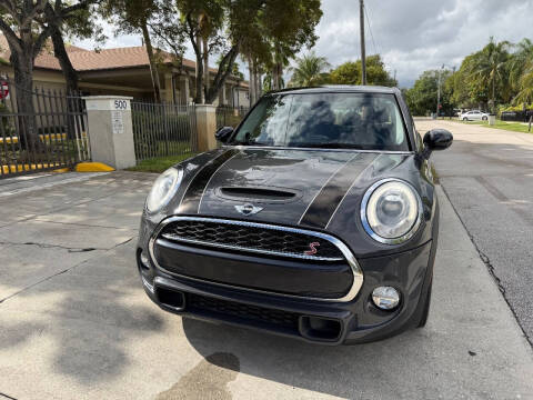 2015 MINI Hardtop 4 Door Cooper S