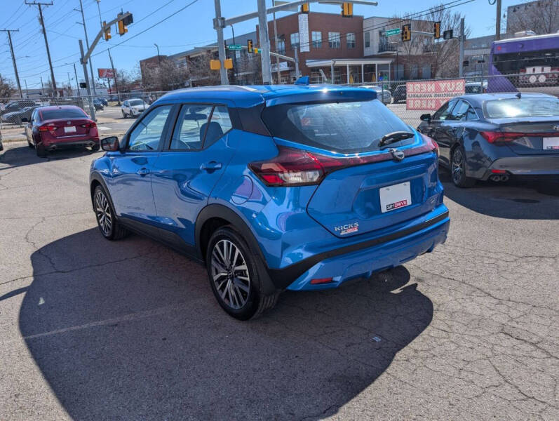 2024 Nissan Kicks SV