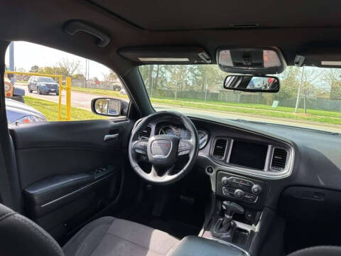 2016 Dodge Charger SE