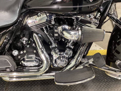 2010 Harley-Davidson® FLHR - Road King®