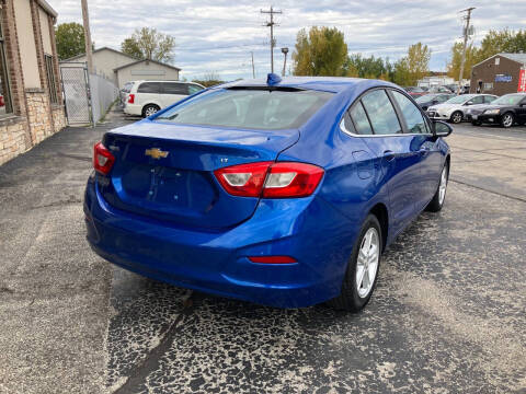 2017 Chevrolet Cruze LT Auto