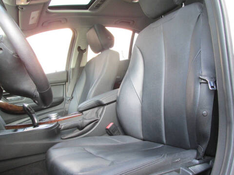 2015 BMW 3 Series 320i