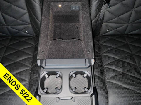 2023 BMW 7 Series 740i