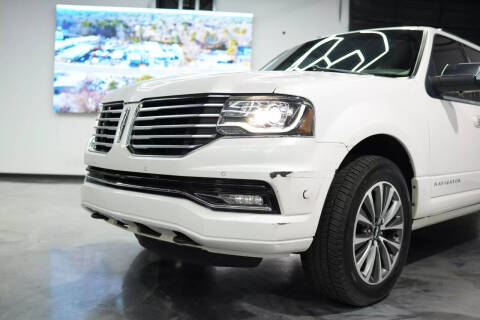 2017 Lincoln Navigator Select