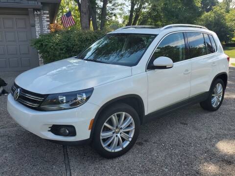 2013 Volkswagen Tiguan for sale at AUTO AND PARTS LOCATOR CO. in Carmel IN