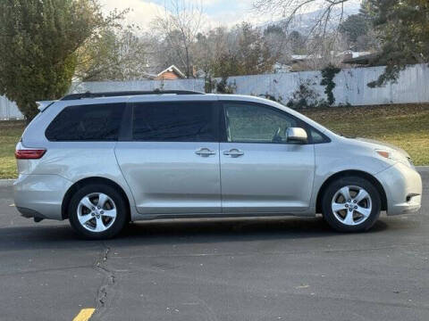 2016 Toyota Sienna