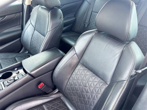 2021 Nissan Maxima 3.5 Platinum