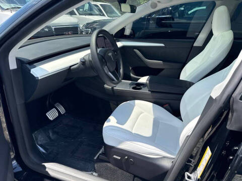 2024 Tesla Model Y Performance