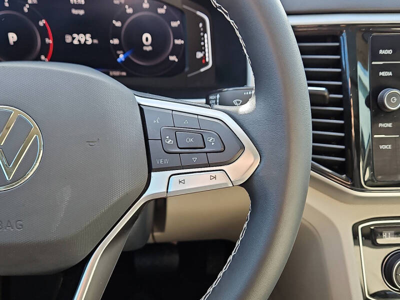 2023 Volkswagen Atlas SE