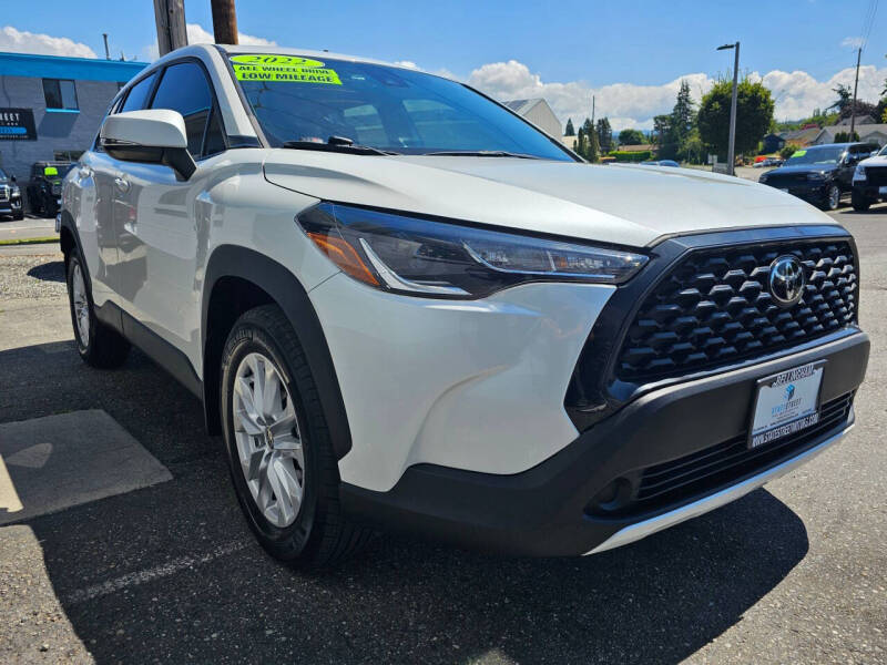 2022 Toyota Corolla Cross LE