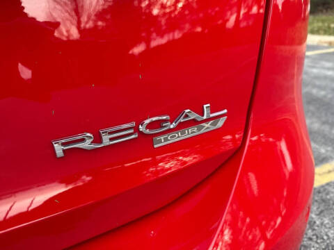 2018 Buick Regal TourX Essence