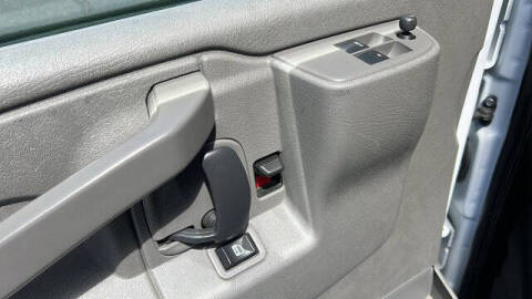 2022 Chevrolet Express 2500